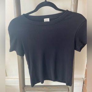 Wilfred Women’s Black T-Shirt